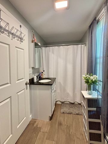 118 Vernon St 2, Gardner, MA 01440