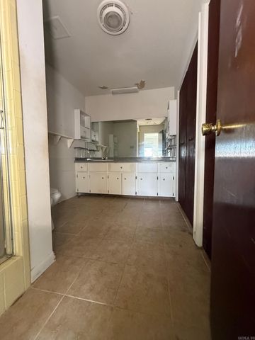 5718 Forest View Road, Little Rock, AR 72204