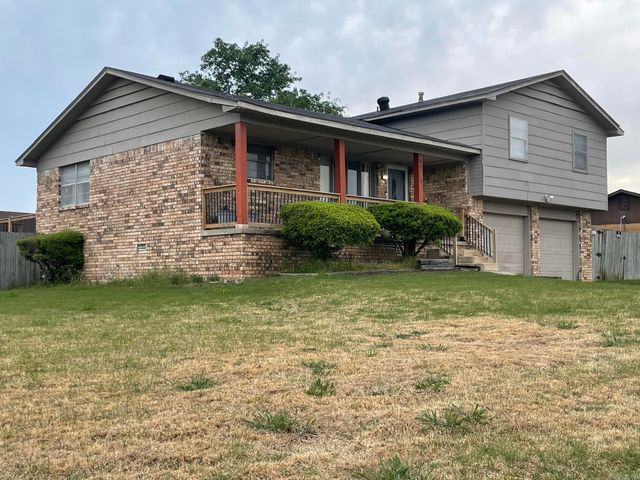 5718 Forest View Road, Little Rock, AR 72204