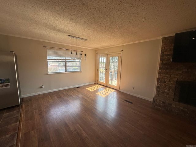 5718 Forest View Road, Little Rock, AR 72204