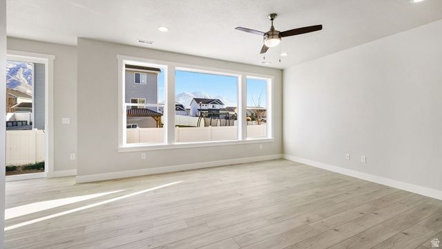 213 W 930 N, Santaquin, UT 84655