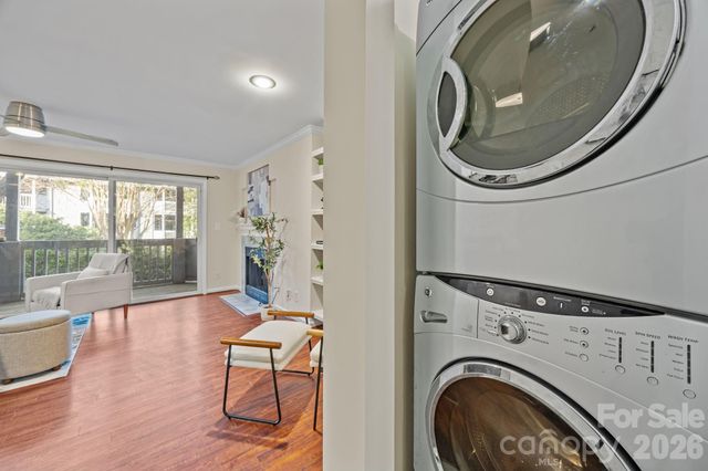 525 N Graham Street 2E, Charlotte, NC 28202