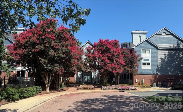 525 N Graham Street 2E, Charlotte, NC 28202