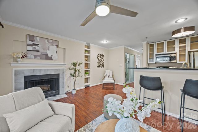525 N Graham Street 2E, Charlotte, NC 28202