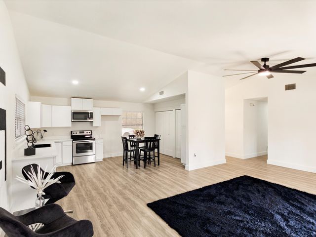 1040 Carmody Drive, Mesquite, TX 75149