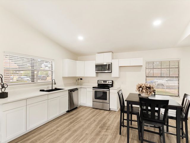 1040 Carmody Drive, Mesquite, TX 75149