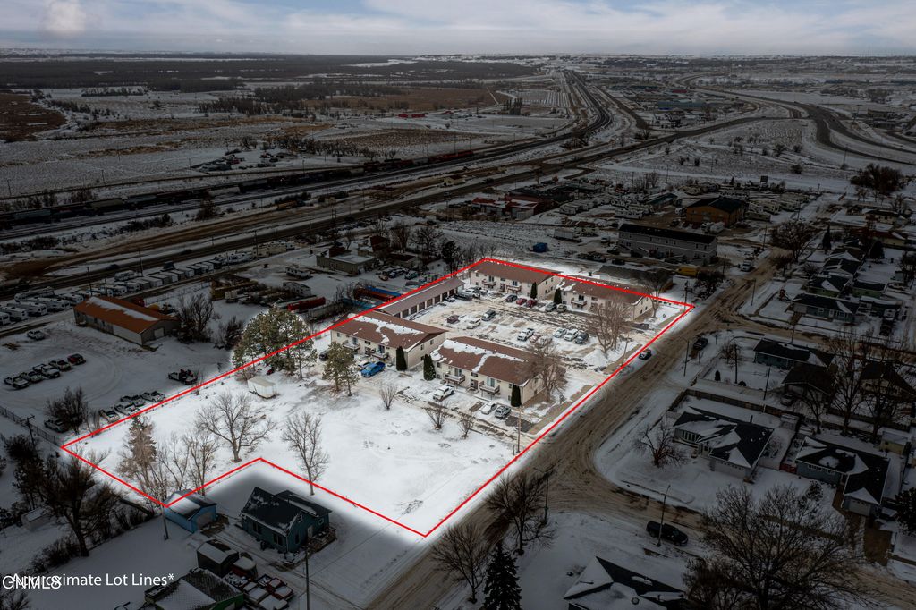 1511 4th Street W, Williston, ND 58801 photo 3