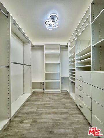 4854 Brewster Drive, Tarzana, CA 91356