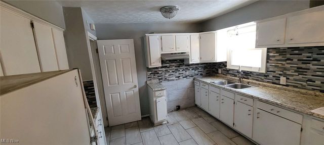 3846 E 143rd Street, Cleveland, OH 44128