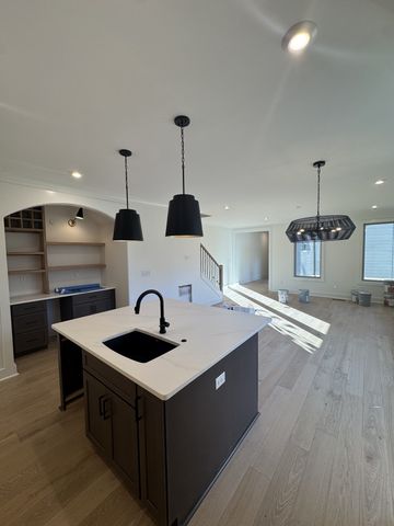 920B 14th Ave, S, Nashville, TN 37212