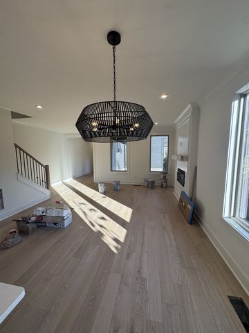 920B 14th Ave, S, Nashville, TN 37212