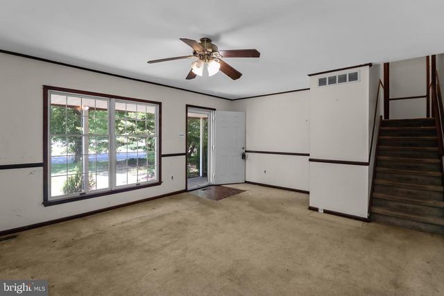 90 INDIAN MILLS RD, Shamong, NJ 08088
