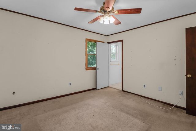 90 INDIAN MILLS RD, Shamong, NJ 08088