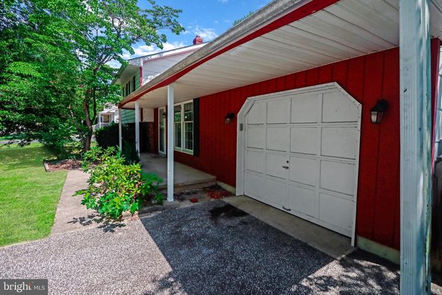 90 INDIAN MILLS RD, Shamong, NJ 08088