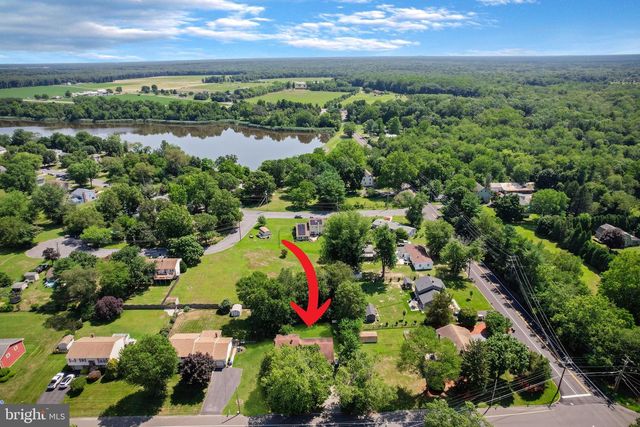 90 INDIAN MILLS RD, Shamong, NJ 08088