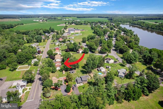 90 INDIAN MILLS RD, Shamong, NJ 08088