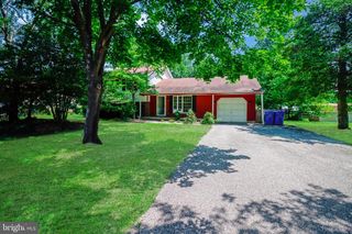 90 INDIAN MILLS RD, Shamong, NJ 08088