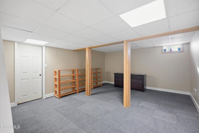 1022 Sterling Ridge Drive, Rensselaer, NY 12144