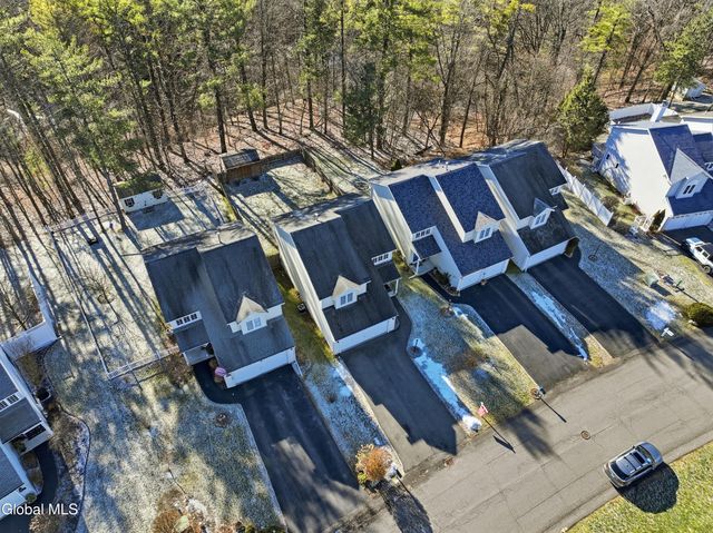 1022 Sterling Ridge Drive, Rensselaer, NY 12144