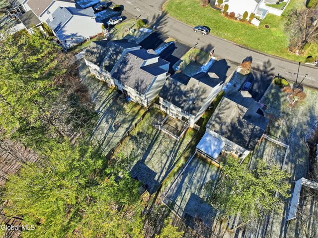 1022 Sterling Ridge Drive, Rensselaer, NY 12144