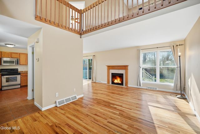 1022 Sterling Ridge Drive, Rensselaer, NY 12144