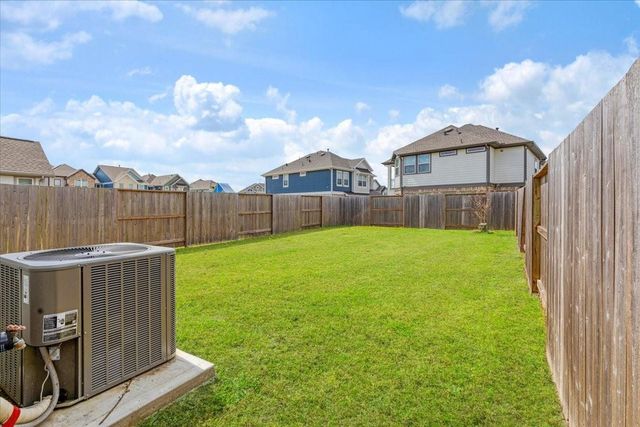 10050 Nectar Path, Iowa Colony, TX 77583