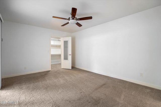 3069 E CANNON Drive, Phoenix, AZ 85028