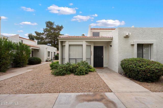 3069 E CANNON Drive, Phoenix, AZ 85028
