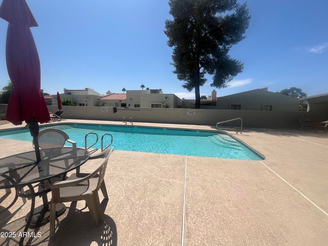 3069 E CANNON Drive, Phoenix, AZ 85028