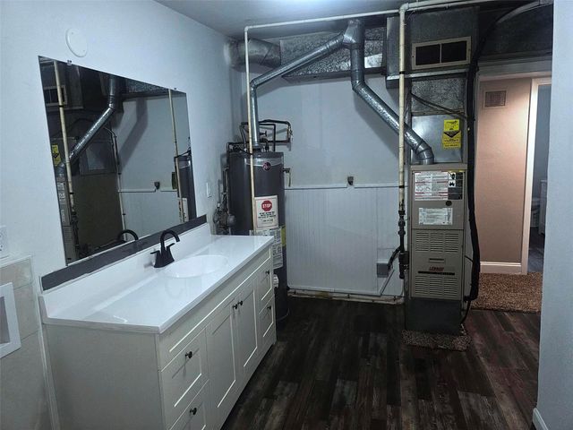 1915 11th Avenue, Marion, IA 52302