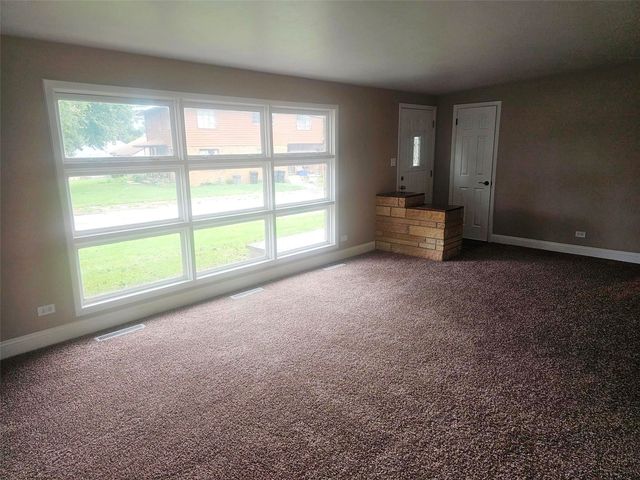 1915 11th Avenue, Marion, IA 52302