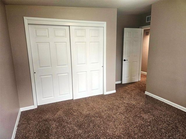 1915 11th Avenue, Marion, IA 52302