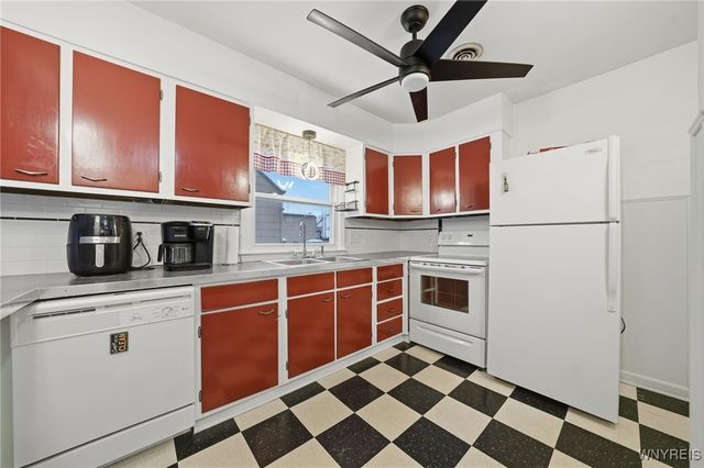 587 Loretta Street, Tonawanda, NY 14150