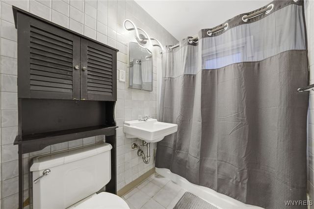 587 Loretta Street, Tonawanda, NY 14150