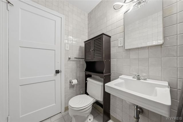 587 Loretta Street, Tonawanda, NY 14150