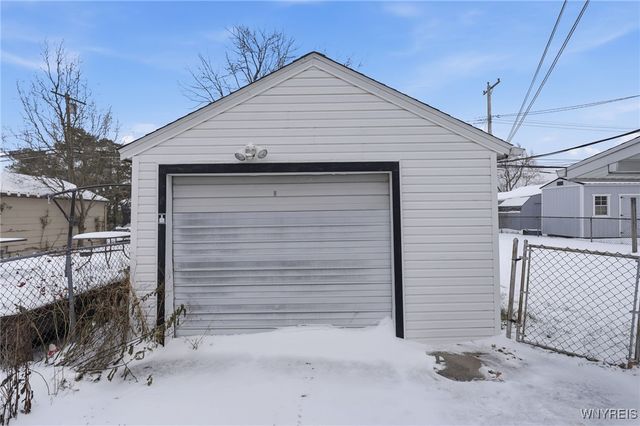 587 Loretta Street, Tonawanda, NY 14150