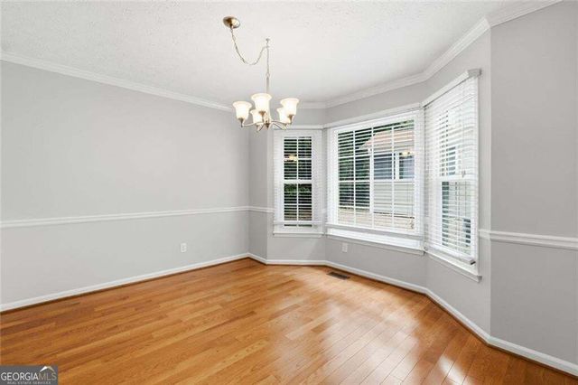 4862 Helga Way NE, Woodstock, GA 30188