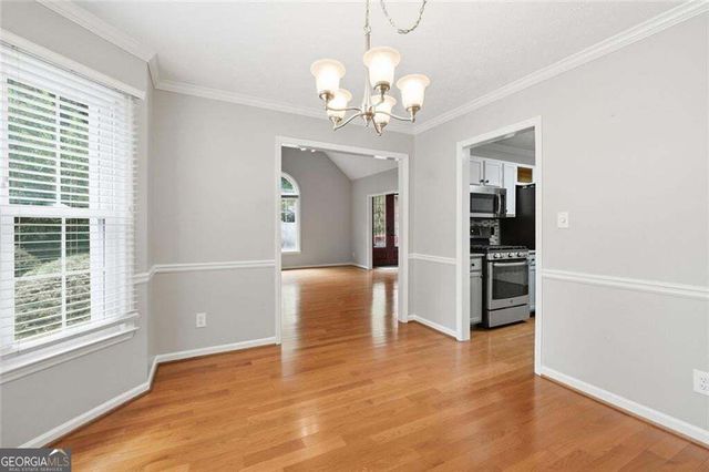 4862 Helga Way NE, Woodstock, GA 30188