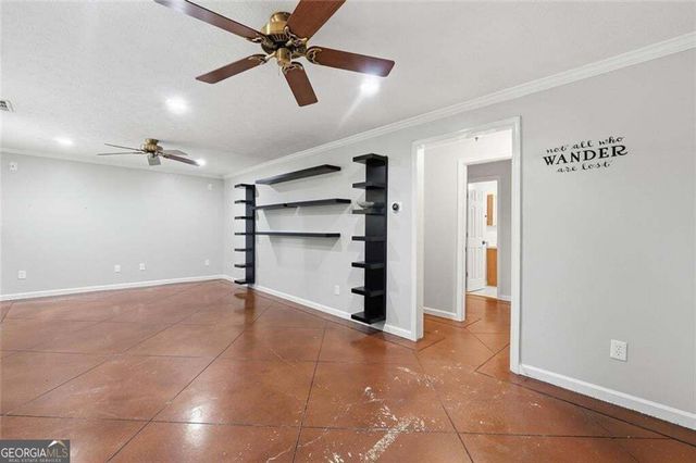 4862 Helga Way NE, Woodstock, GA 30188