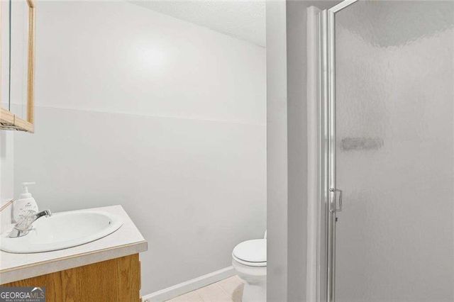 4862 Helga Way NE, Woodstock, GA 30188