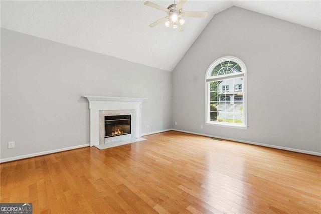 4862 Helga Way NE, Woodstock, GA 30188