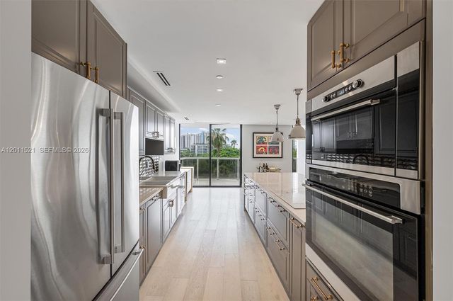 9 Island Ave 514, Miami Beach, FL 33139