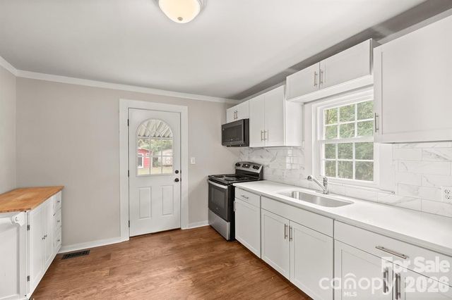 215 Keels Avenue, Rock Hill, SC 29730