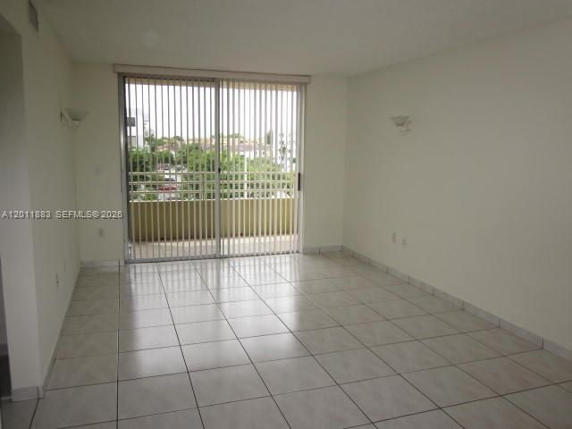 8201 NW 8th St 1-414, Miami, FL 33126