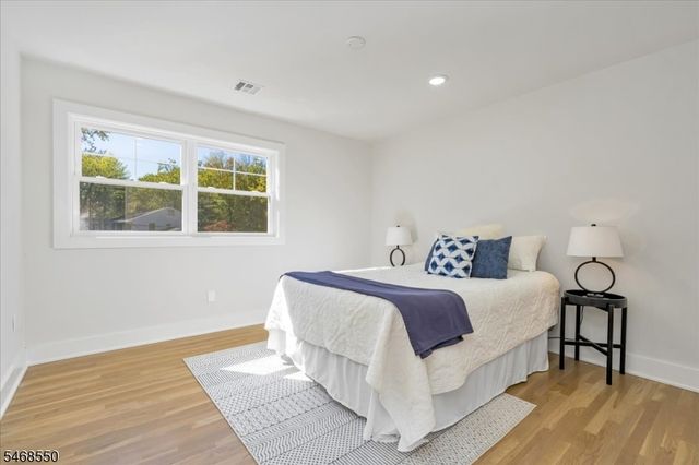5 Indian Run, Scotch Plains Twp., NJ 07076