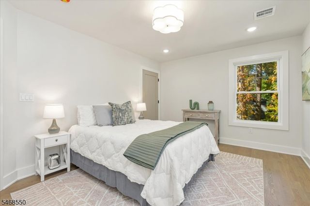 5 Indian Run, Scotch Plains Twp., NJ 07076