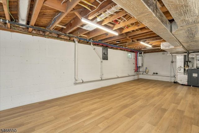5 Indian Run, Scotch Plains Twp., NJ 07076
