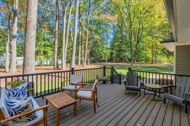 5 Indian Run, Scotch Plains Twp., NJ 07076
