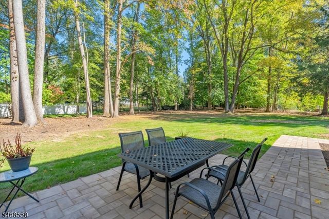 5 Indian Run, Scotch Plains Twp., NJ 07076