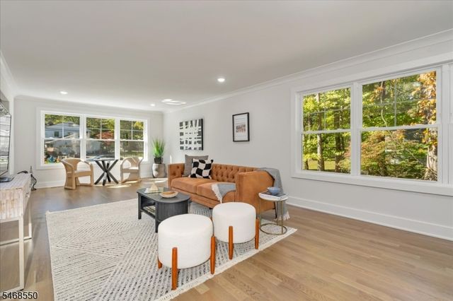 5 Indian Run, Scotch Plains Twp., NJ 07076